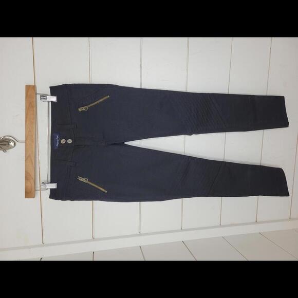 American Eagle Outfitters size 0 black cropped pants - Picture 1 of 5